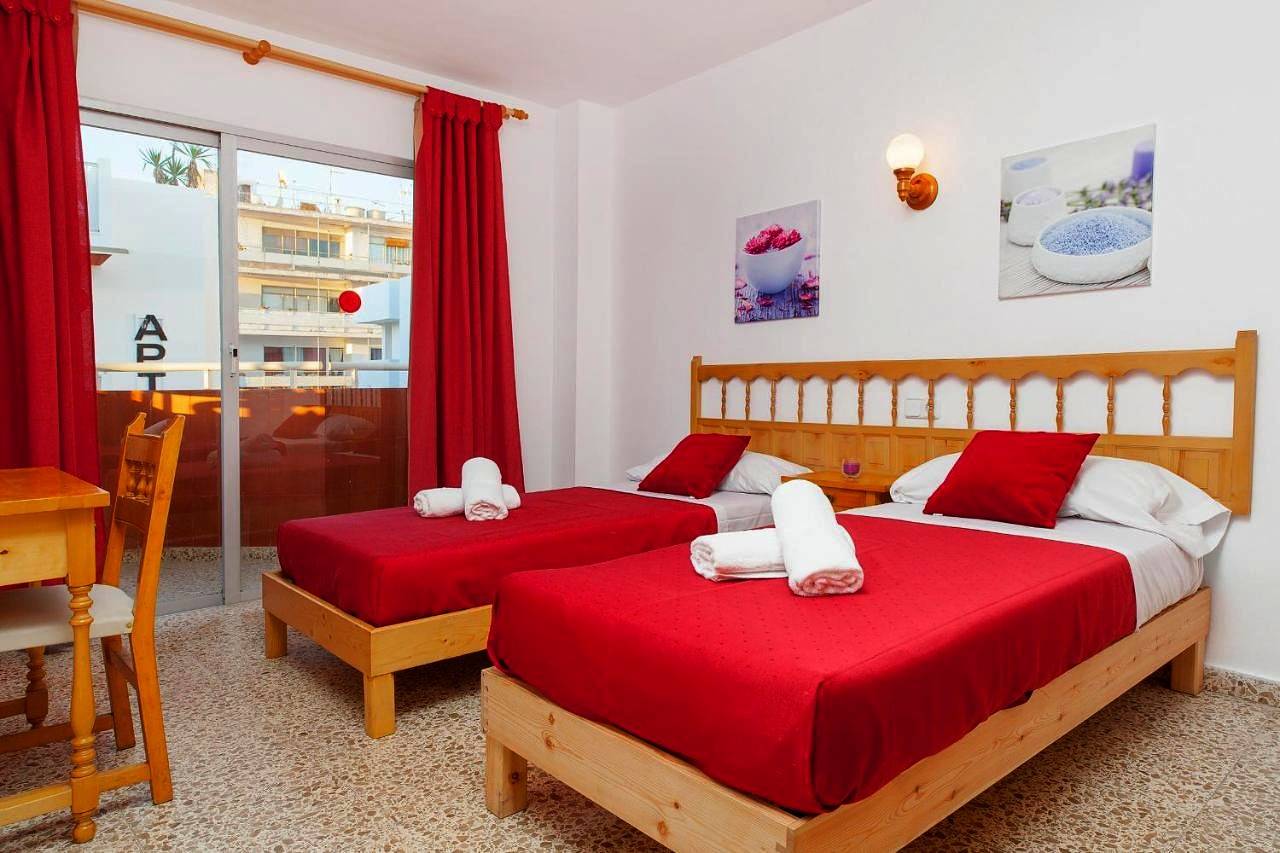 Apartamentos Puet in Ocean Beach Ibiza, Sant Antoni de Portmany