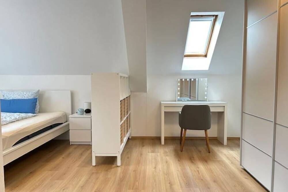 Ganze Wohnung, Javu Restaurant & Vacation Rentals in Iserlohn, Märkischer Kreis