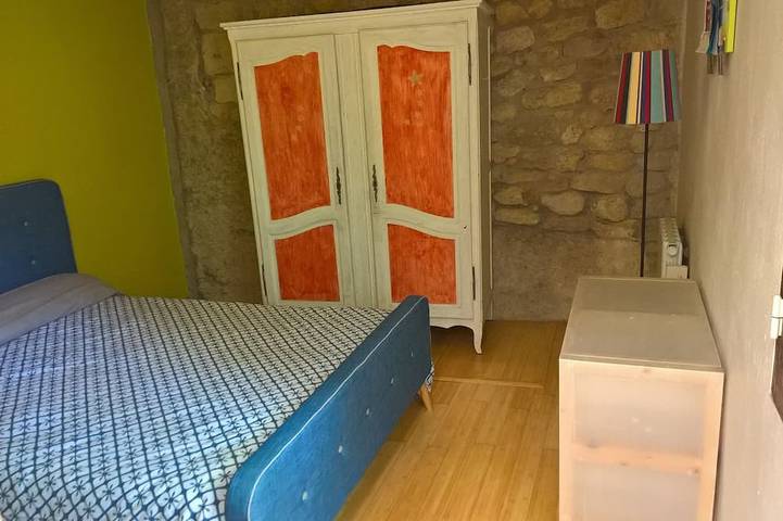 Location de vacances pour 6 personnes, avec jacuzzi ainsi que terrasse et jardin à Istres - 2