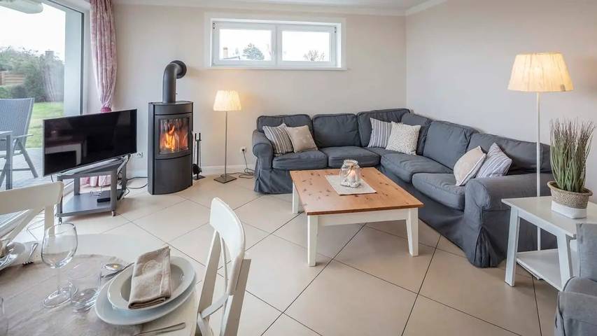 Ferienhaus für 4 Personen, mit Garten und Terrasse sowie Sauna in Schashagen