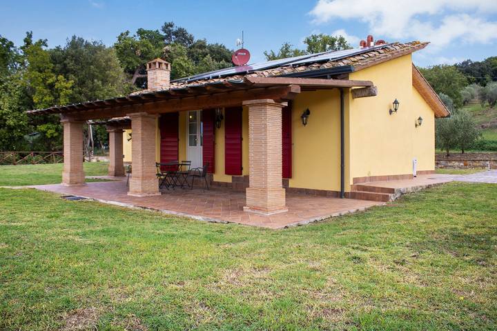 Casa vacanza per 7 persone, con Giardino a Monteverdi Marittimo