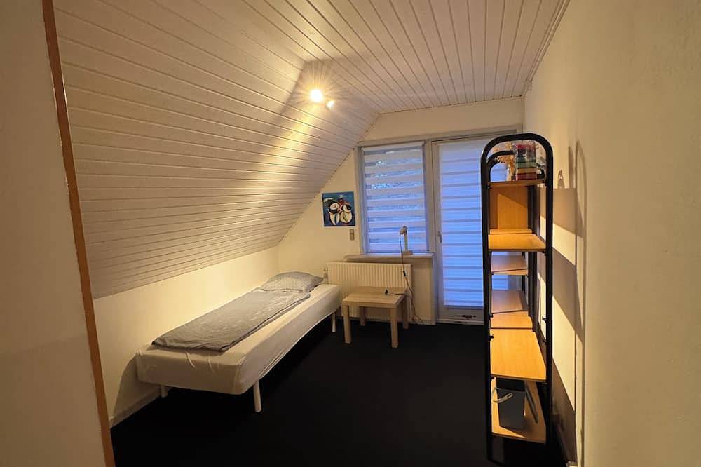 The Sunflower: 7Br, 3Ba Retreat w/ Garden & Parking in Munkebo in Munkebo, Kerteminde und Umgebung