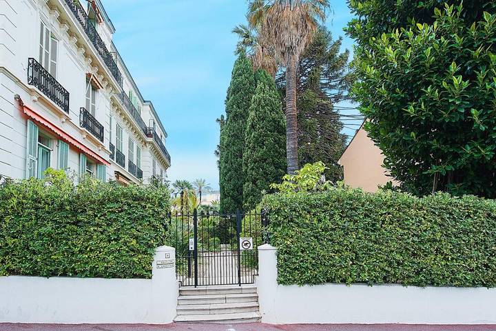 Gîte pour 4 personnes, avec vue et jardin, adapté aux familles dans Casino De Menton