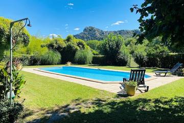 Location de vacances pour 10 personnes, avec sauna et jacuzzi à Anduze