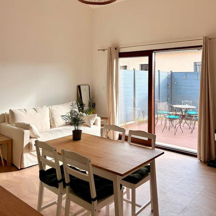 Appartement de vacances pour 4 personnes, avec terrasse