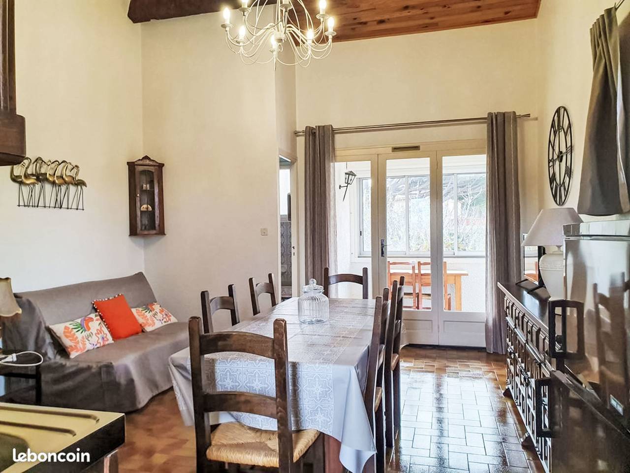 Résidence les Figuiers fleurs in Six-Fours-les-Plages, Region de Toulon