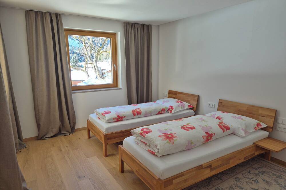 Ganze Wohnung, Moderne Wohnung mit Terrasse für Bergbegeisterte in Prägraten am Großvenediger, Bezirk Lienz