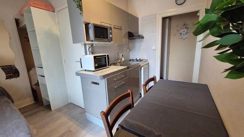 Maison d’hôte pour 2 personnes, avec Balcon dans Office de Tourisme Evaux les Bains