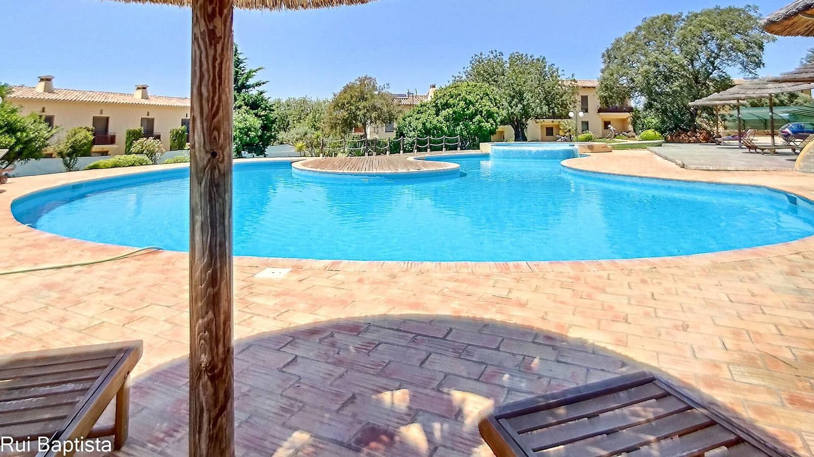 Villa Arrancada 7 com vista para a montanha, piscina, jardim e Wi-Fi in Pêra, Alcantarilha e Pêra