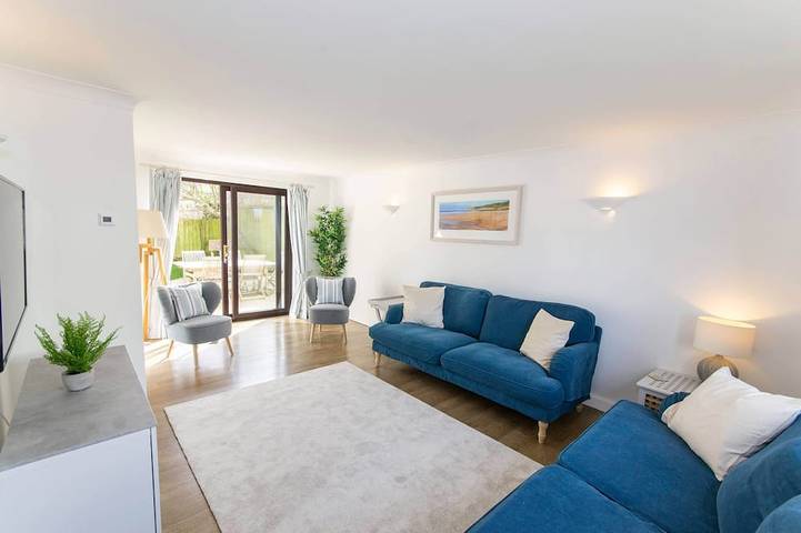 Cottage für 8 Personen, mit Terrasse und Garten - 1