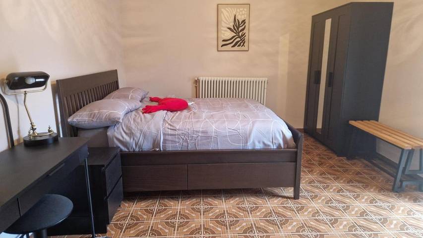 Gîte pour 6 personnes, avec balcon et jacuzzi à Bagnasco