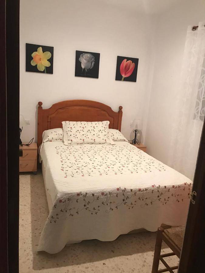 Apartamento para 6 personas, con piscina y terraza además de jardín y vistas en Playa de Bolonia