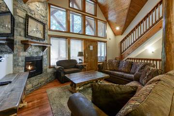 Vacation House for 22 Guests in Indian Point, Ozark Mountains, Picture 4