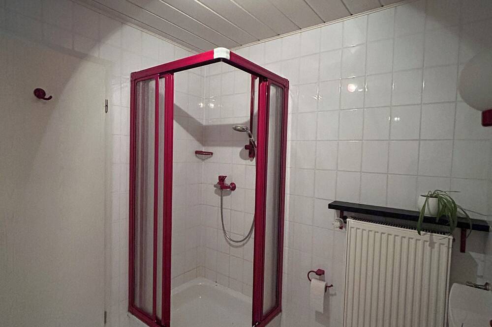 Ganze Wohnung, Ferienwohnung \"Hahnenkammblick\" in Geroldsgrün, Landkreis Hof
