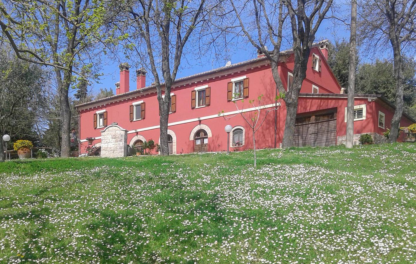 Ferienhaus für 9 Personen mit Garten in Serrungarina, Colli al Metauro