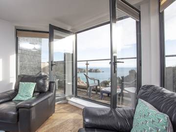 Apartment for 3 People in Porthcurno, Cornwall, Photo 2