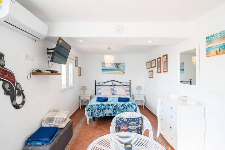 Maison d’hôte pour 2 personnes, avec piscine ainsi que jardin et vue, animaux acceptés à Jávea - 4