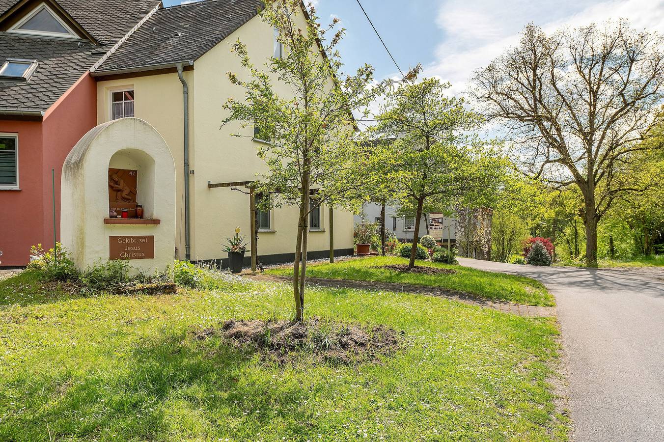 Ganze Wohnung, Ferienwohnung 'Gästehaus Mühlenhof - Riesling' mit privater Terrasse, privatem Garten und Wlan in Maring-Noviand, Bernkastel-Kues & Umgebung