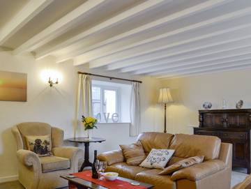 Log Cabin for 6 People in Swansea region, Photo 2