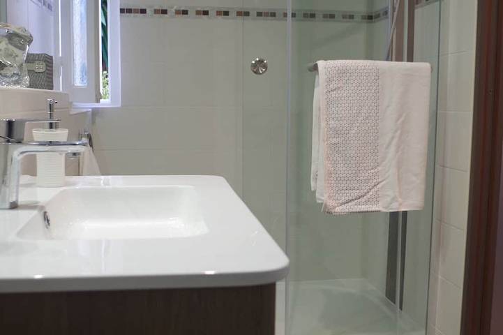 Gîte pour 4 personnes, avec terrasse et jardin à Taglio-Isolaccio - 3