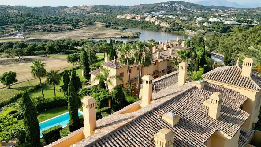 Casa rural para 9 personas, con vistas y jardín además de piscina y terraza, Se admiten mascotas - 1