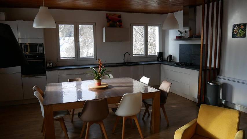 Gîte pour 5 personnes, avec jardin et vue à Chastreix - 2