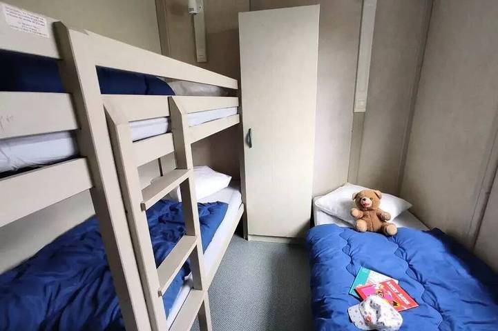 Gîte pour 5 personnes, avec piscine et terrasse dans Plage du Veillon - 3