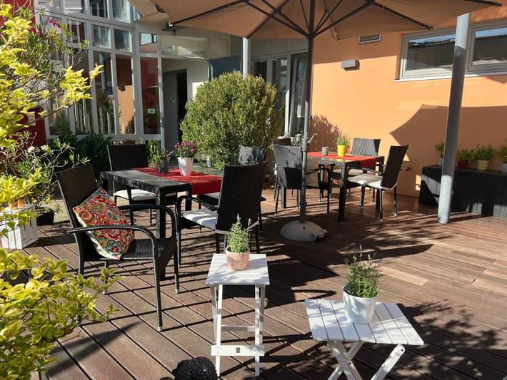 Hotel für 3 Personen, mit Terrasse und Garten sowie Sauna und Ausblick in Altdorf bei Nürnberg