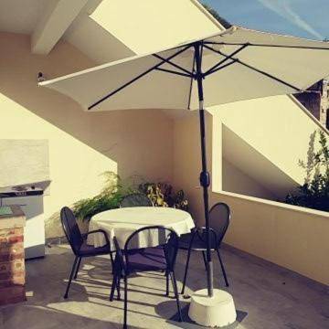Maison d’hôte pour 2 personnes, avec balcon ainsi que jardin et vue dans Vis - 2