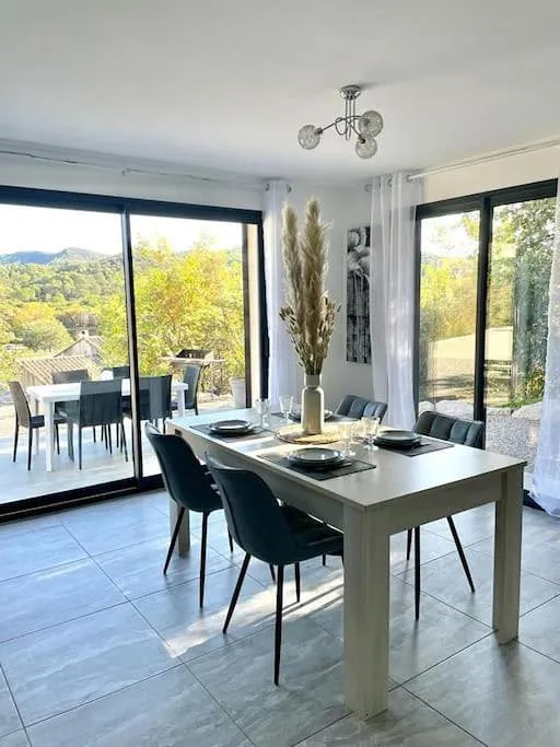 Apartamento de vacaciones para 4 personas, con vistas y jardín - 1