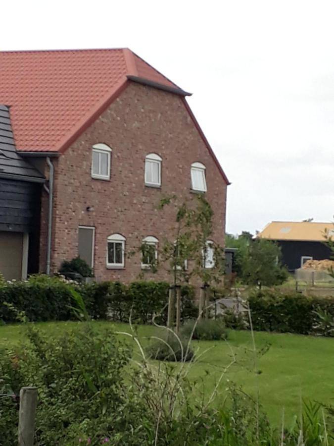 Ferienwohnung für 4 Personen, mit Garten und Ausblick, kinderfreundlich in Serooskerke