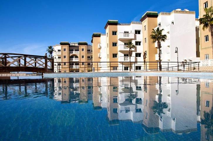 Gîte pour 5 personnes, avec jardin et piscine ainsi que vue et bassin pour enfant dans Mansouria - 3