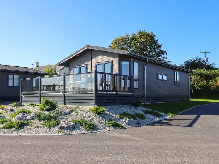 Cottage for 4 people, with pool and garden, with pets in Newton Abbot