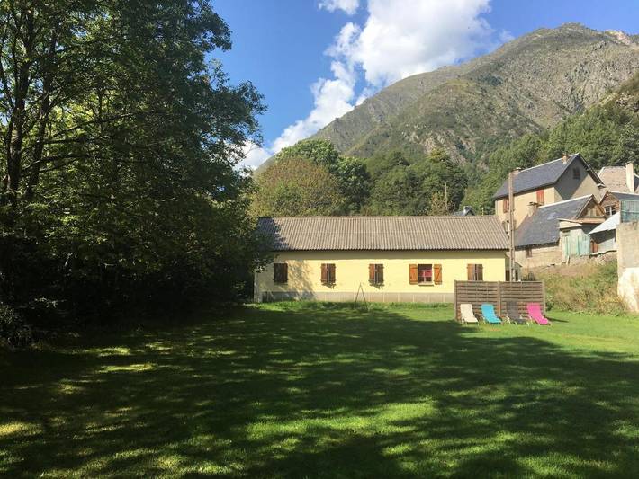 Casa de vacaciones para 10 personas, con jardín y vistas - 1