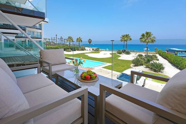 Gîte pour 4 personnes, avec jardin ainsi que balcon et piscine à Chypre - 2