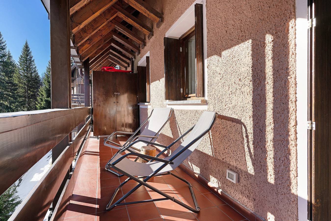 Ganze Wohnung, Ferienwohnung 'Casadegli Orsi' mit Bergblick, Balkon und Wi-Fi in St. Maria im Pein, Adamello-Presanella-Alpen