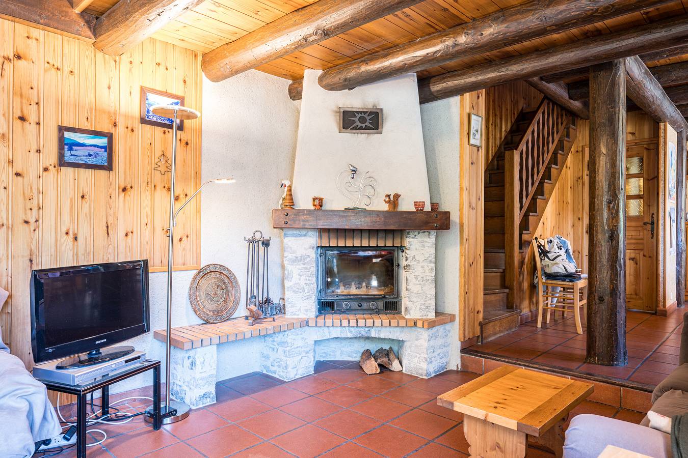 Chalet 'Le Tougne' avec vue sur montagne, terrasse privée et balcon in Champagny-en-Vanoise, Parc National de la Vanoise