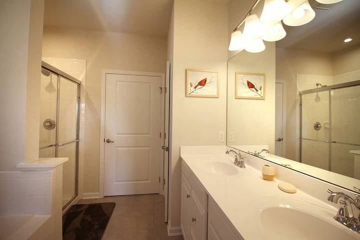 Vacation rental for 13 people, with yard and terrace in Delaware