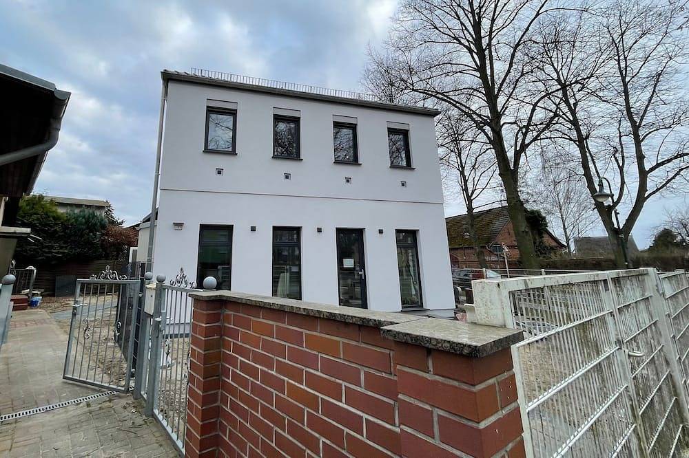 Ganze Wohnung, Neubauwohnung nur 5 Minuten von der S-Bahn zu Fuß in Zepernick, Panketal