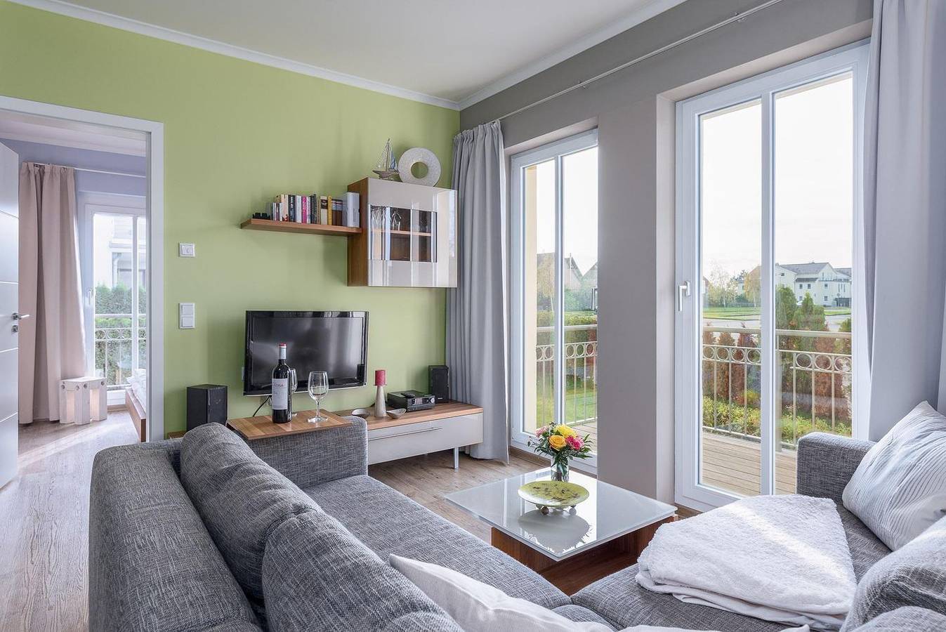Ganze Wohnung, Komfortable Villa Strandvogt We 03 mit Balkon und Kamin, nur 100 m zum Strand in Börgerende, Börgerende-Rethwisch