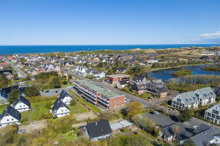 Ganze Wohnung, Klein aber sehr fein! Brötchen direkt vor der Tür, der Dorfteich in der Nähe in Wenningstedt, Sylt