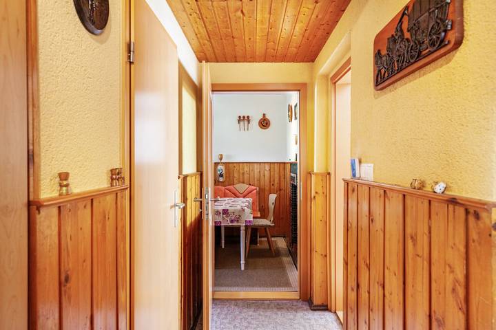 Entire apartment, Apartment 'Silberranch' with Private Terrace, Shared Garden and Wi-Fi in Lichtenau, Chemnitz (region)