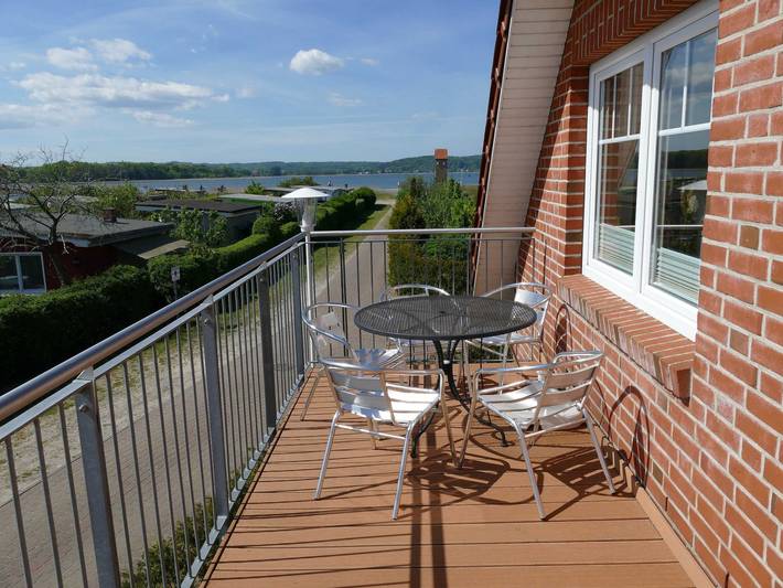 Ferienwohnung für 5 Personen, mit Balkon und Ausblick sowie Seeblick am Selliner See