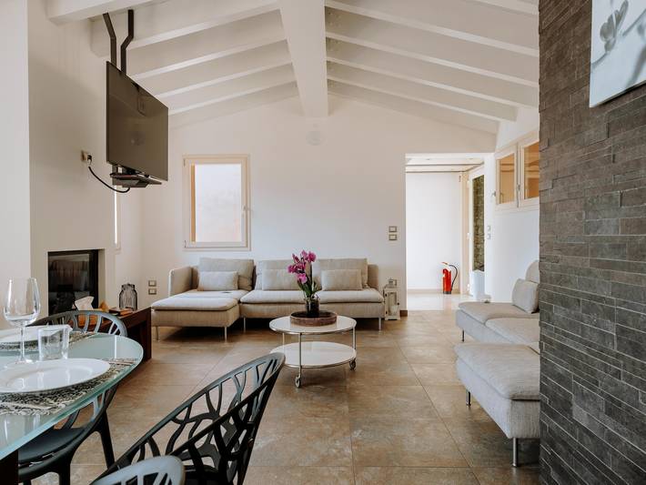 Ferienhaus für 8 Personen, mit Balkon und Whirlpool sowie Garten in Gargnano - 2