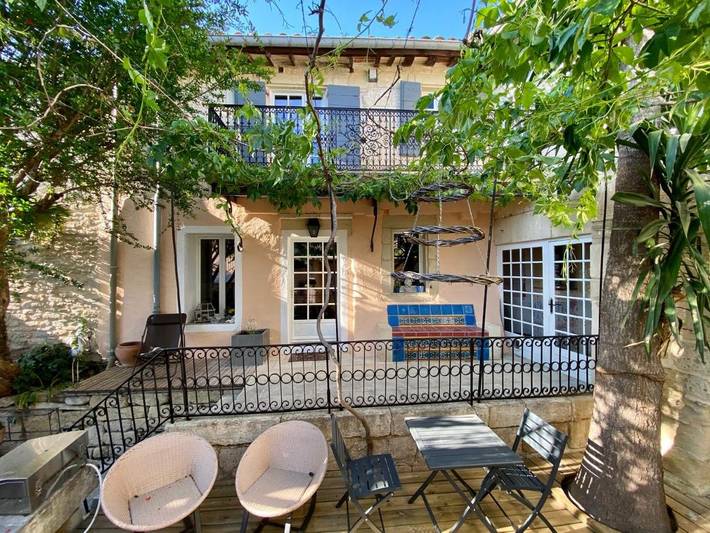 Location de vacances pour 2 personnes, avec terrasse ainsi que jacuzzi et jardin à MUS - 3