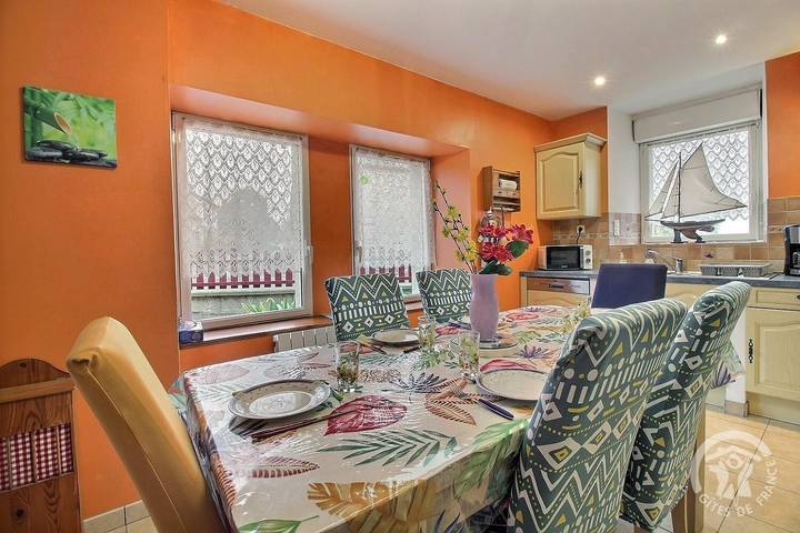 Gîte pour 5 personnes, avec jardin et terrasse, animaux acceptés à Matignon - 4