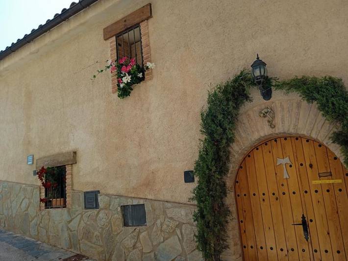 Apartamento para 5 personas, con Balcón y Terraza además de Jardín y Piscina en Priorat