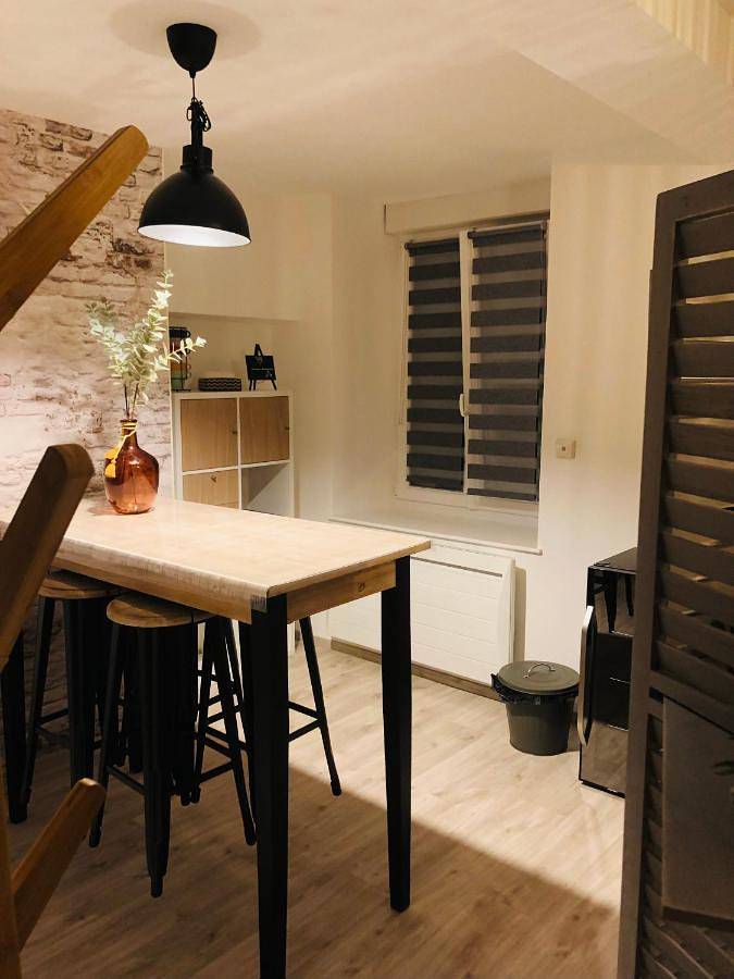 Suite with Sauna in Villers-Marmery, Parc naturel régional de la Montagne de Reims