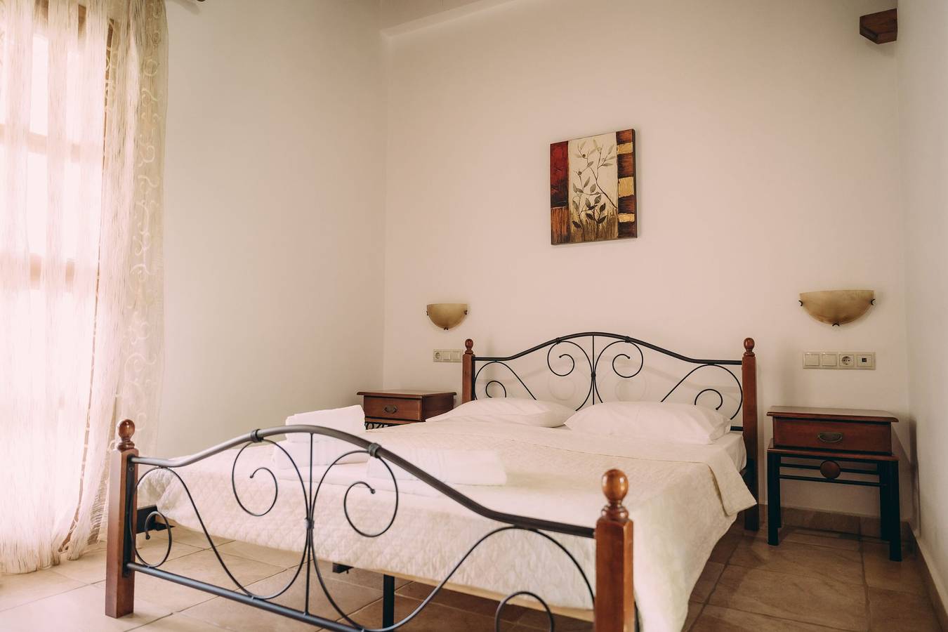 Entire apartment, Trikalioti's Lush Estate Apt Eleonora in Ileia