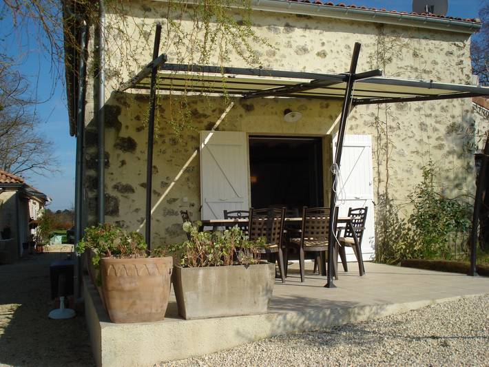 Gîte pour 6 personnes, avec piscine, adapté aux familles dans le Gers